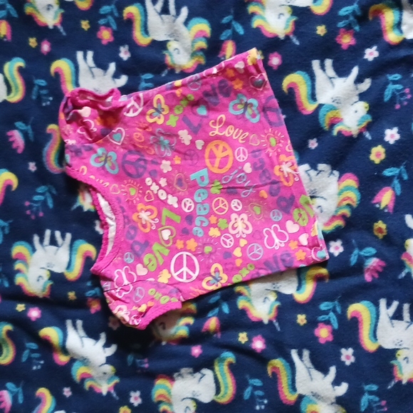 3/$15 Toddler's Short Sleeve Top by Garanimals - Picture 1 of 3